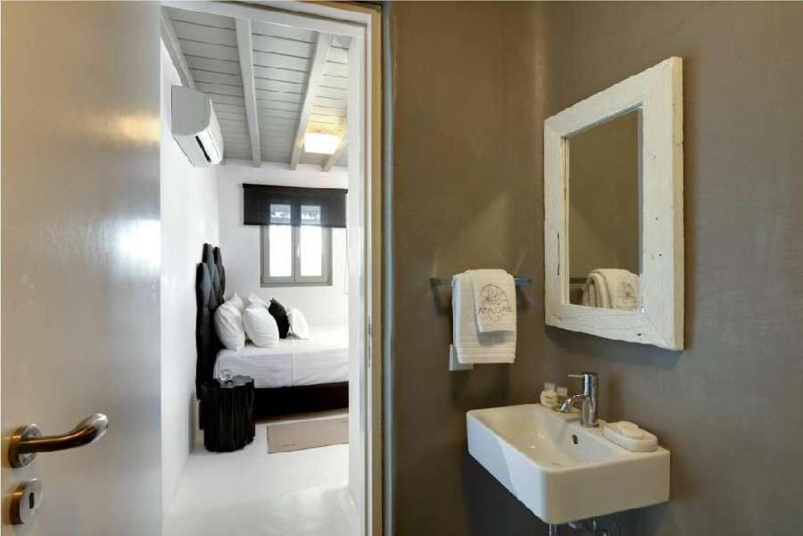 Villa Dafni 4Bed With Pool In Kalafatis Spilia Mykonos Town ภายนอก รูปภาพ